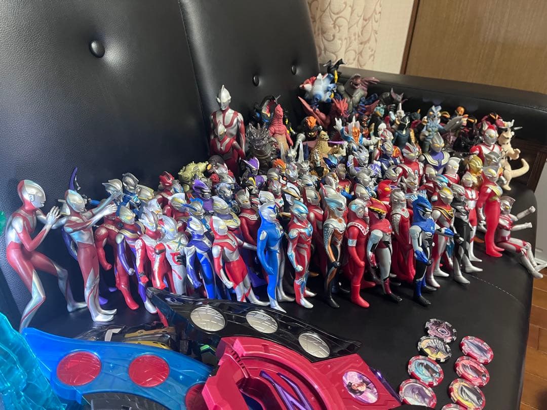 ウルトラマン ソフビ まとめ売り 約140体 変身セット ゼットライザー 怪獣