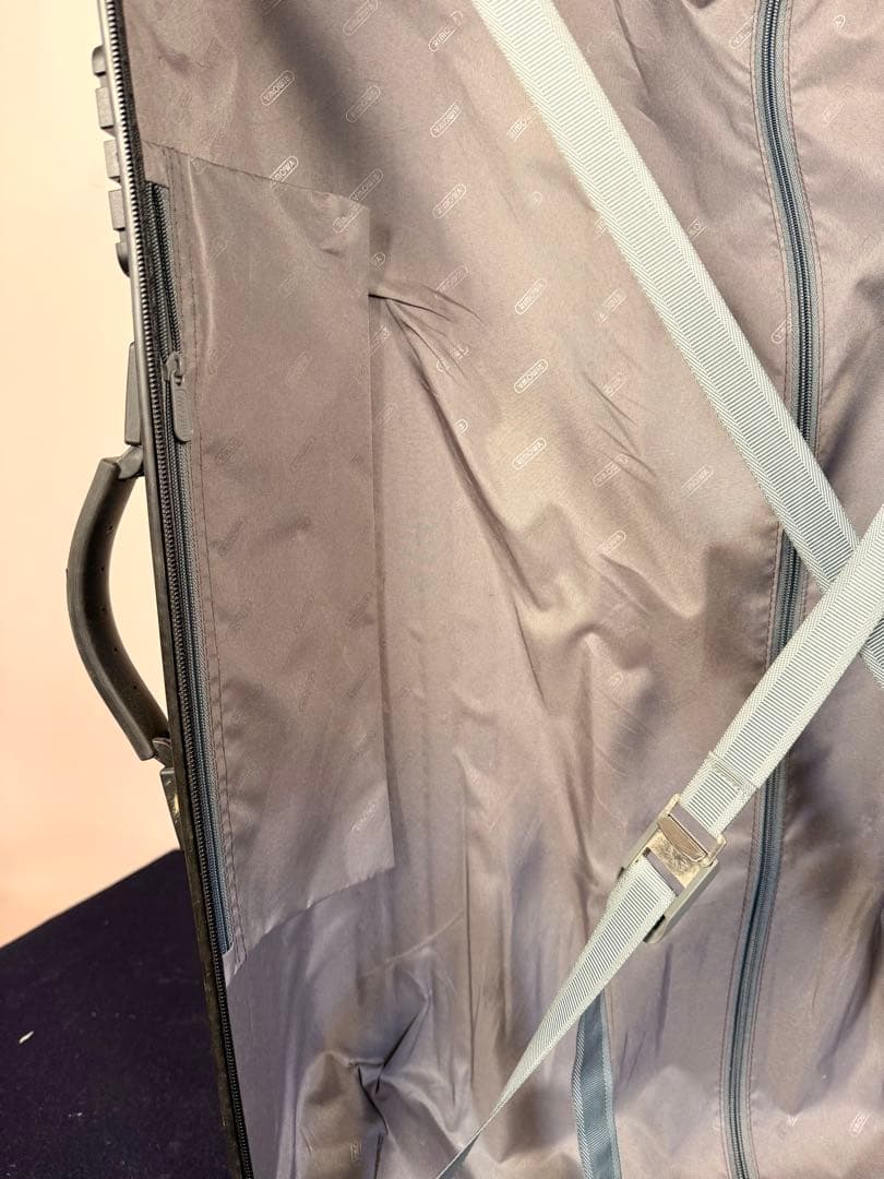 RIMOWA キャリーケース シルバー スーツケース 4輪