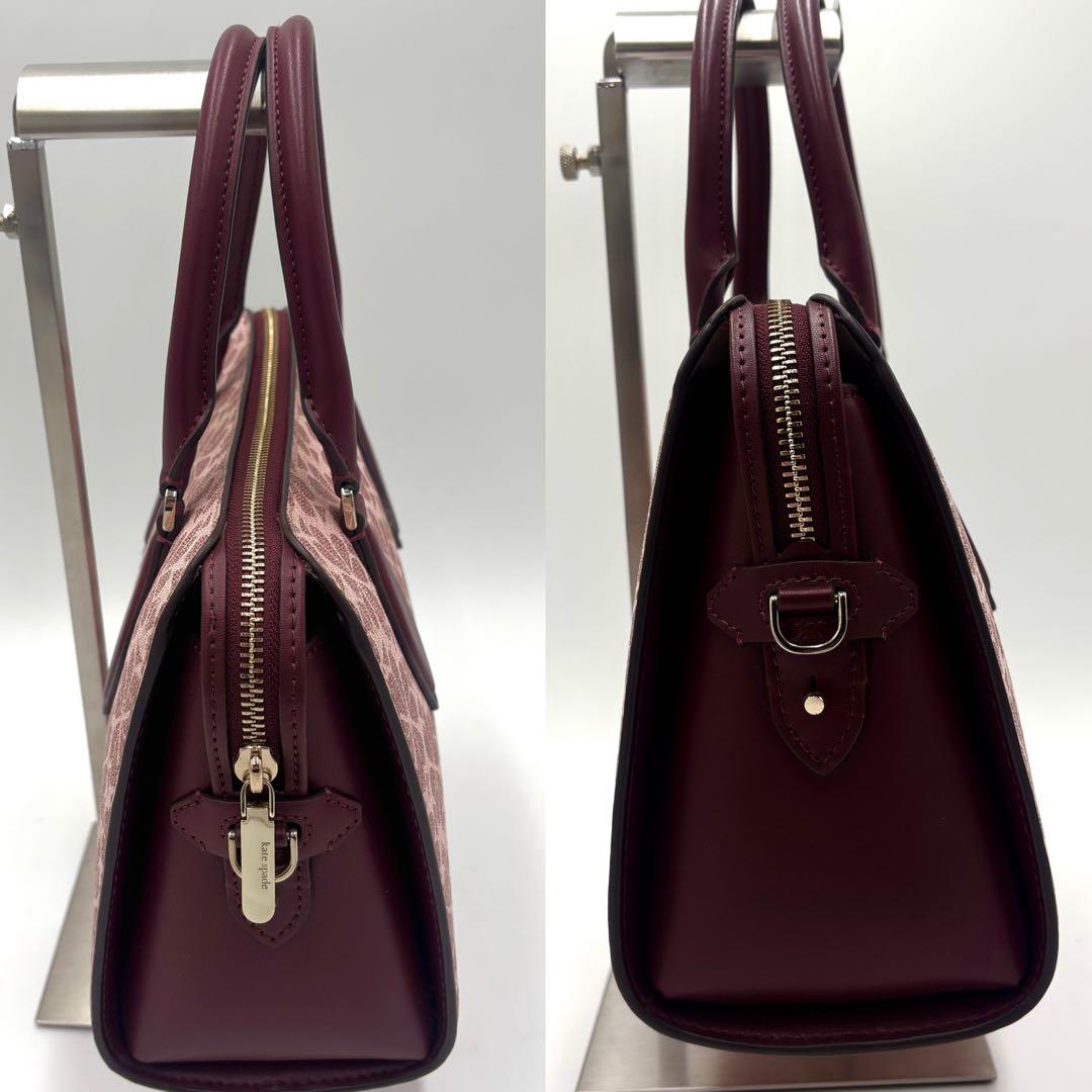 ま*ゆ様 最終価格✨美品✨Kate Spade 花柄 pvc レザー ジャガード