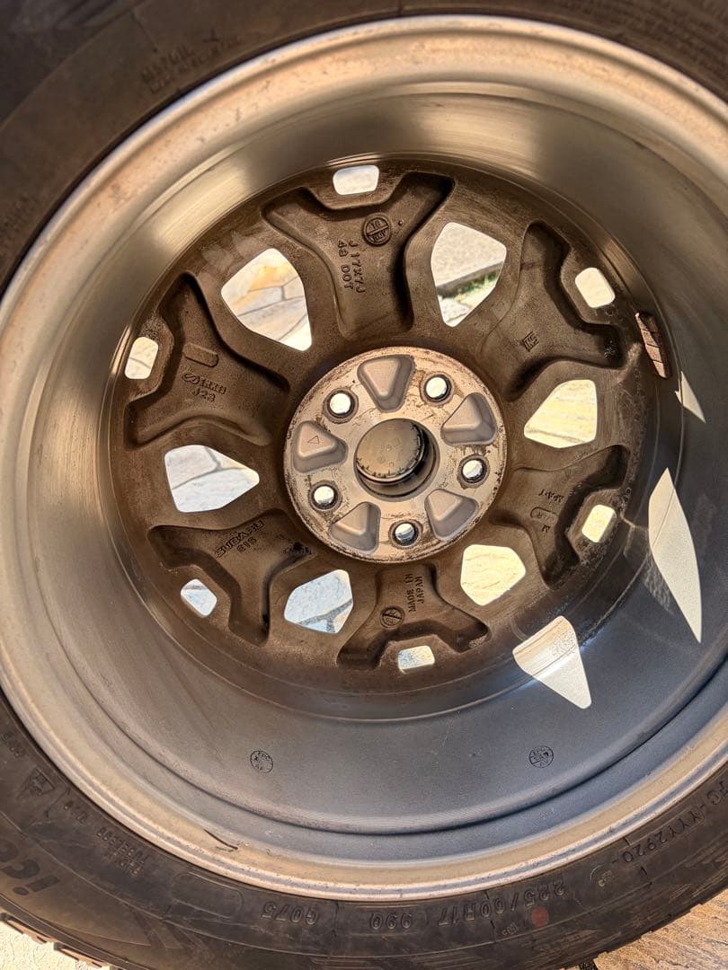 送料込み！SKフォレスター ヨコハマ17インチ スタッドレスタイヤ&ホイール