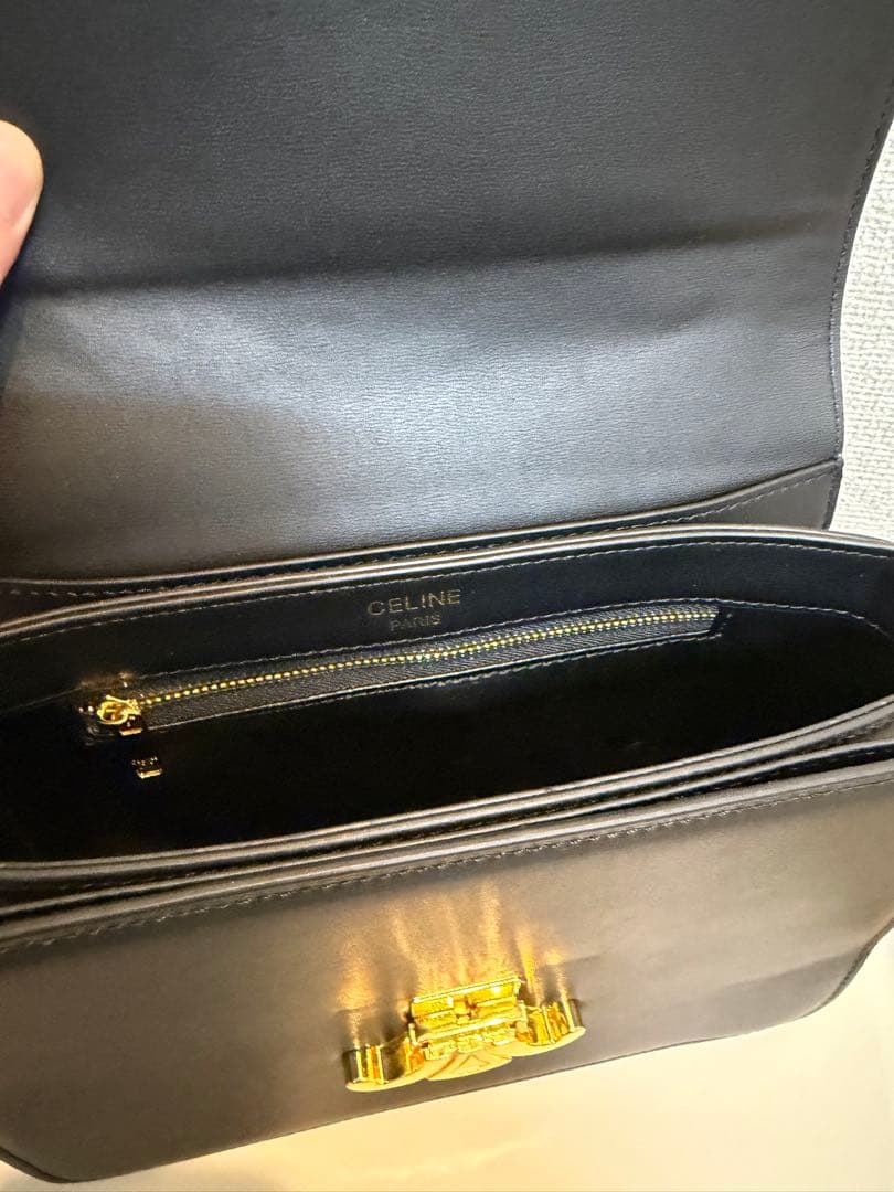 ブラックショルダーバッグ CELINE ノベルティ