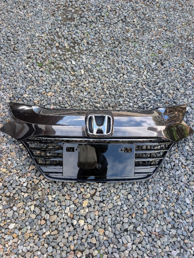Honda VEZEL　フロントバンパー 美品❗️