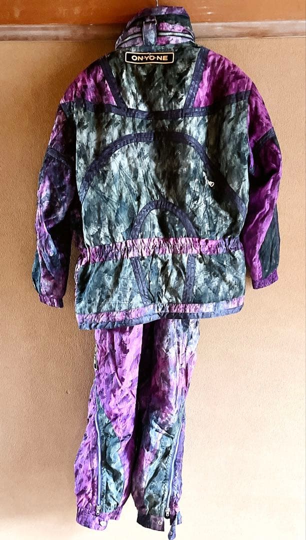 スキーウェア上下セット　Lサイズ　TRIAL ONYONE