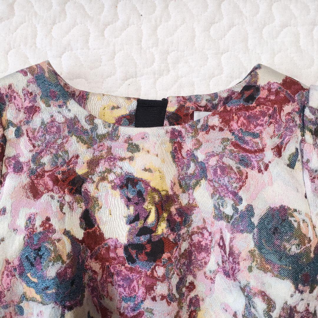 極美品✨ルルウィルビー　ジャガード織りひざ丈ワンピース　パフスリーブ　ピンク　1