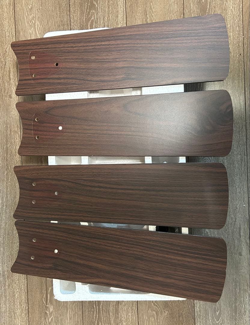 【LED電球付】シーリングファン　ウィンダブル　4灯　ダークウッド