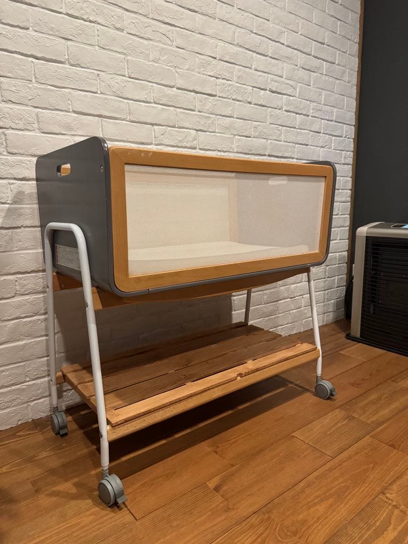 大和屋　Li Li wagon リリワゴン　ベビーベッド　グレー