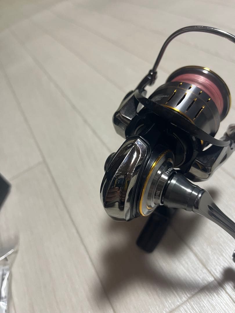 LUVIAS AIRITY LT2500 スピニングリール