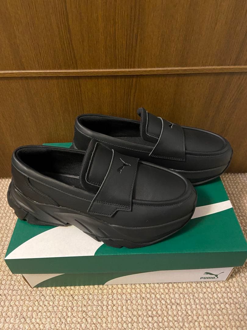 PUMA ブラック 24.5ローファー 厚底