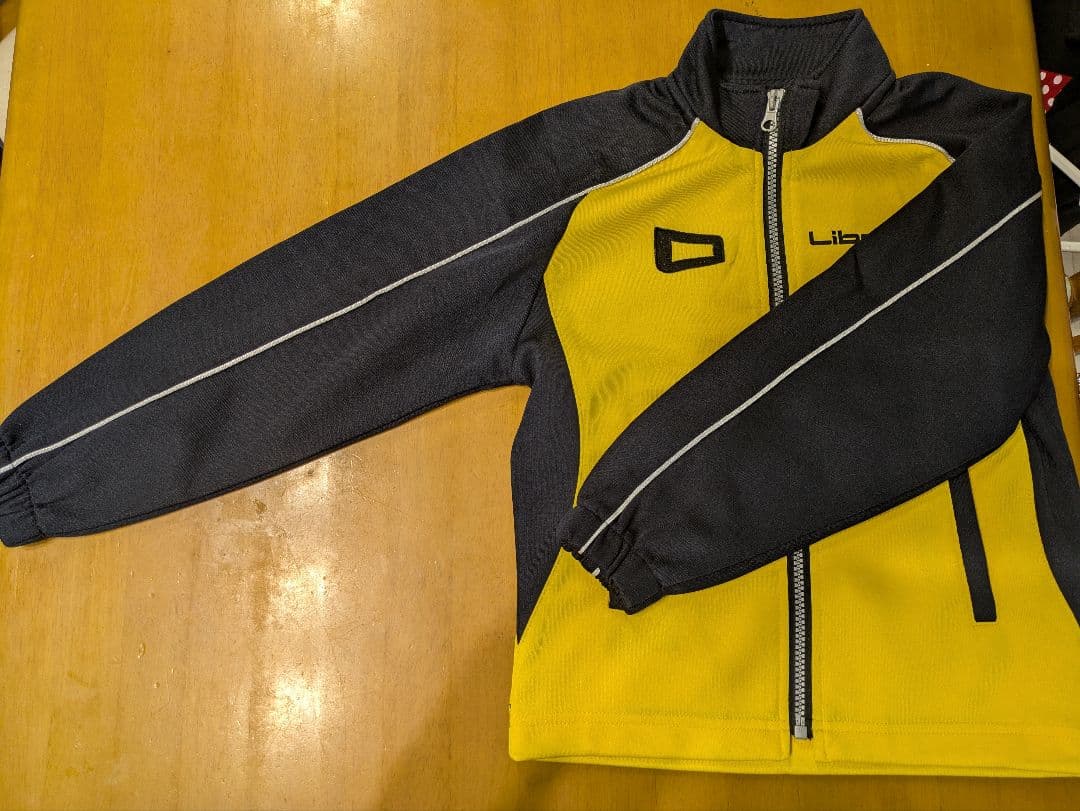 Liberta リベルタスクール115cm ジャージ上下 短パン(紐無し）