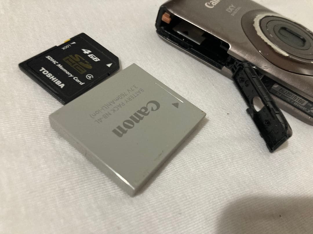 Canon IXY digital 220 IS PC1430 キャノンイクシー