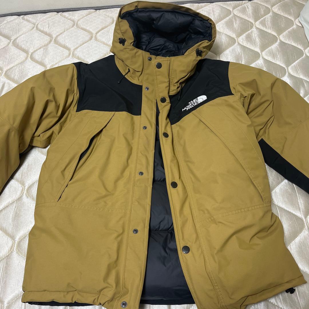 ノースフェイス　マウンテンダウンジャケット