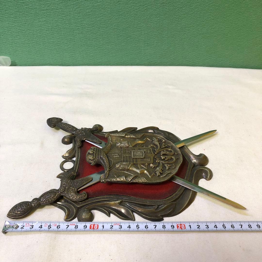 スペイン製 西洋武具 壁掛け 中世の騎士 獅子の紋章 アンティーク調