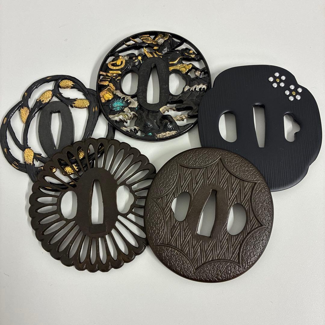 伝統的な日本の鍔 5点セット