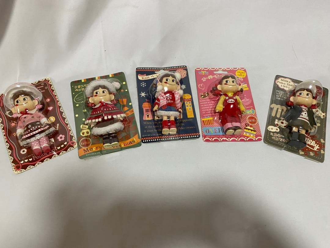 ペコちゃん人形　5個セット オーバーオール　ラブリー　クリスマス　ウィンター