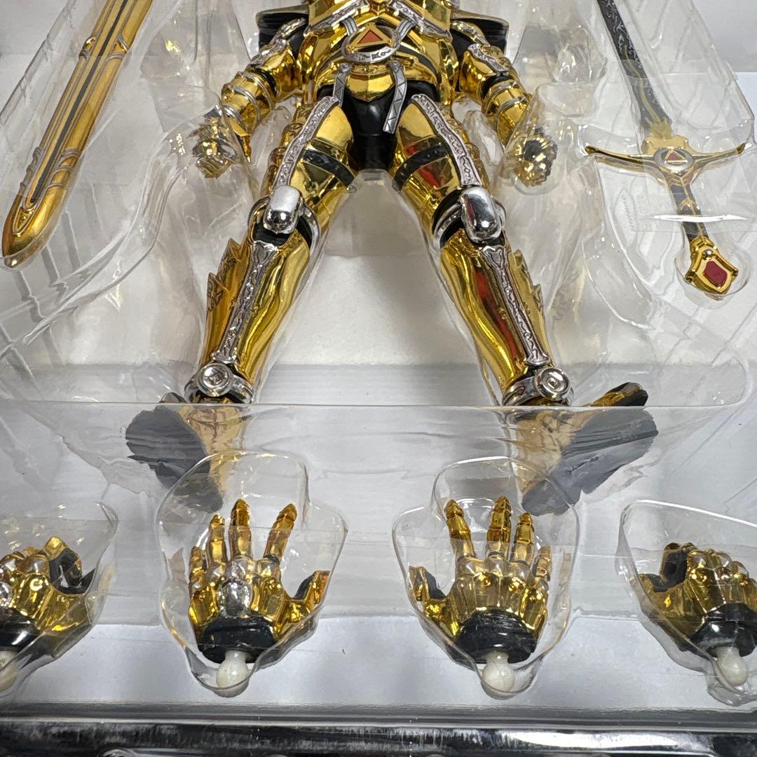 白*狗様 特価品　キラメキビト煌人　魔戒騎士ガロ　牙狼　12インチ　黄金騎士