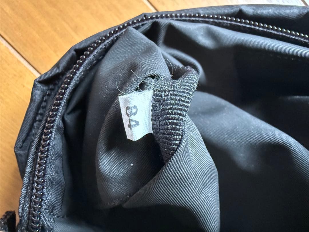 ✨極美品✨ プラダ ボディバッグ ウエストバッグ 三角ロゴ ナイロン ブラック