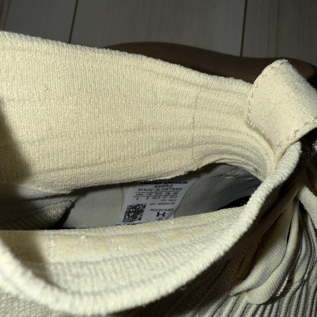 日本未発売 アンダーアーマー Flow Futr X Elite 27.0cm