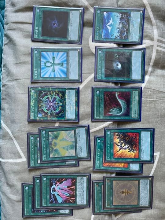 遊戯王RRデッキ＆遊戯王カード、デュエマ レアカード多数