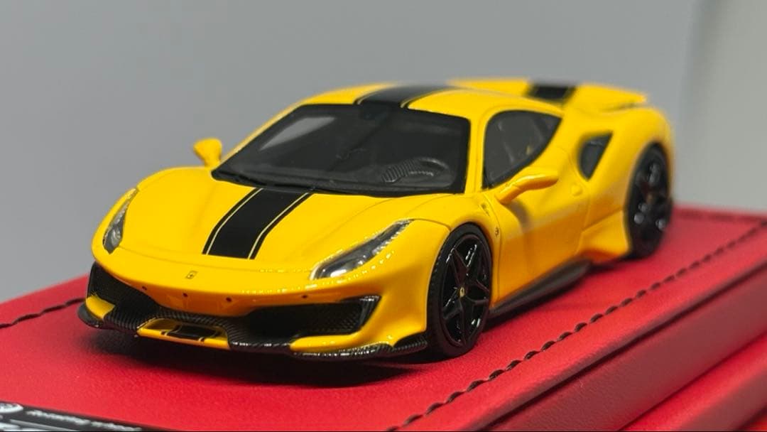 レジン製 1/64 フェラーリ 488ピスタ