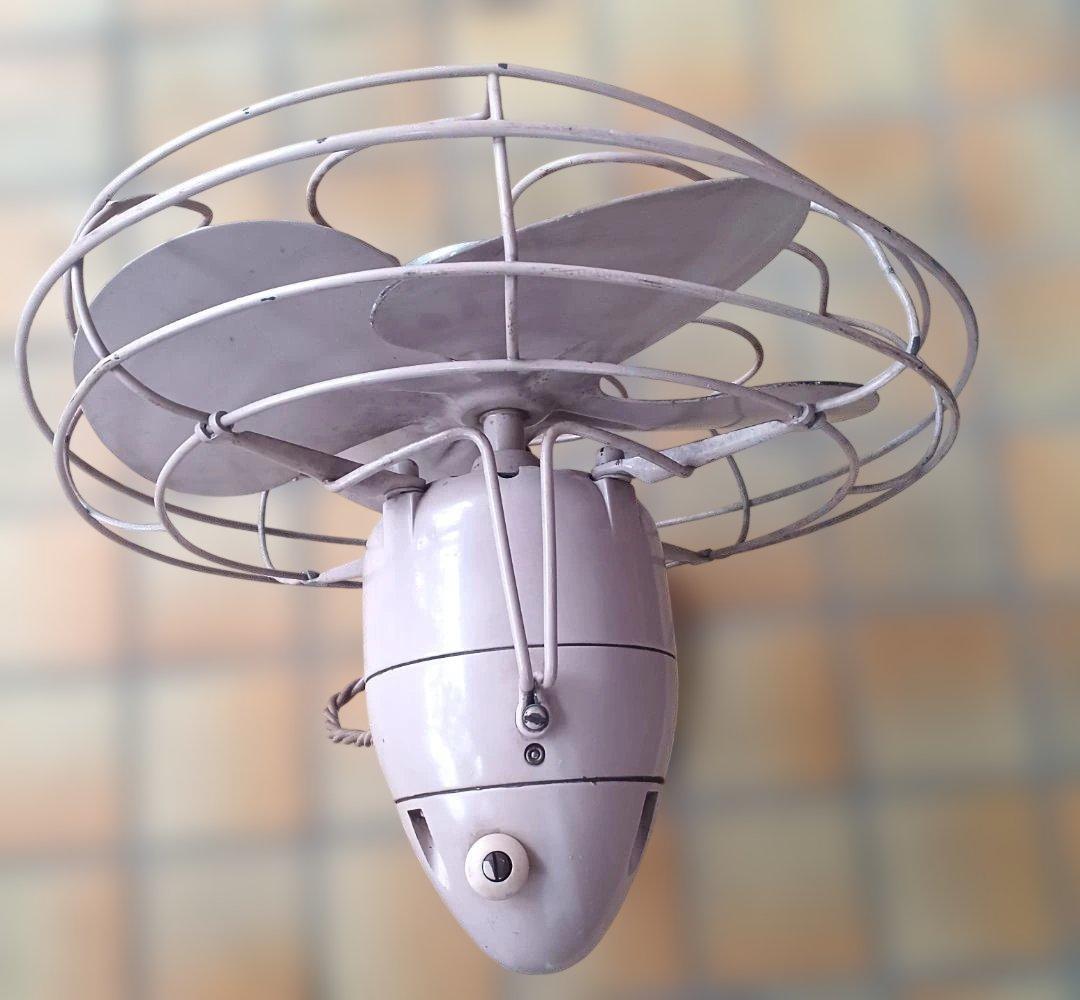 ジャンク品40cm レトロ ホワイト 卓上扇風機 4枚羽 M-6032入手困難品