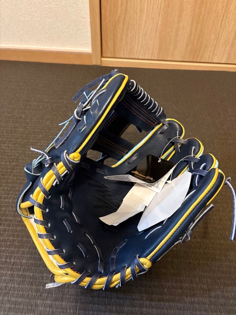 ミズノプロ　軟式内野手用グラブ　新品未使用