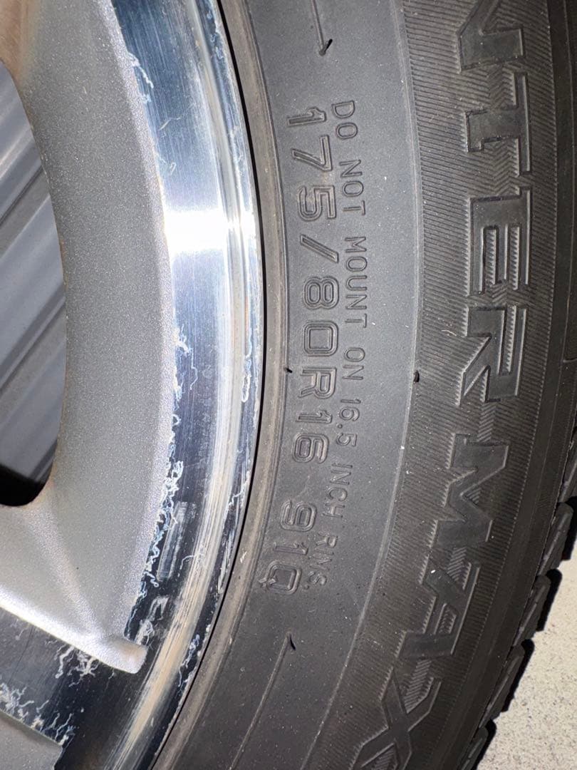 ジムニー用16インチ DUNLOP スタッドレスタイヤ ホイール 4本セット