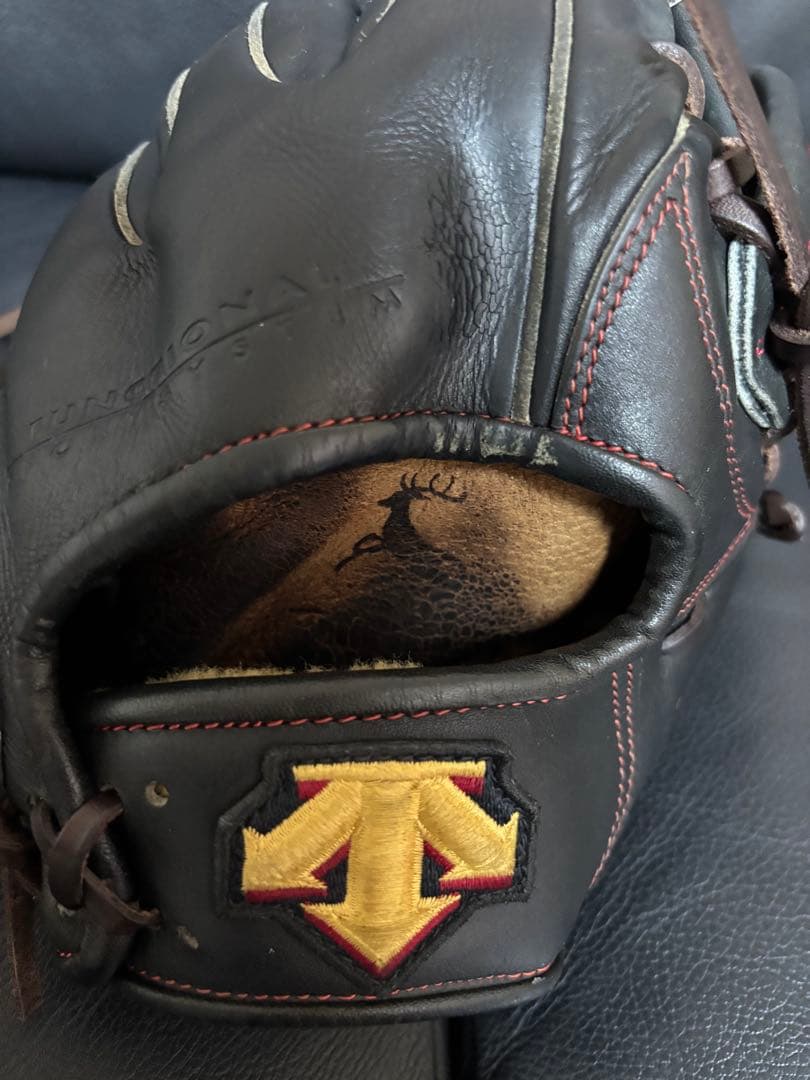 O*！様 デサント硬式内野手用グラブ