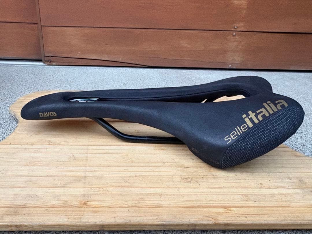 Selle Italia SLR TM SUPERFLOW DAVOS ヌバック