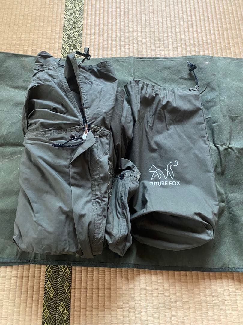 FUTURE FOX FOX-BASE専用メッシュ付き前幕　美品！