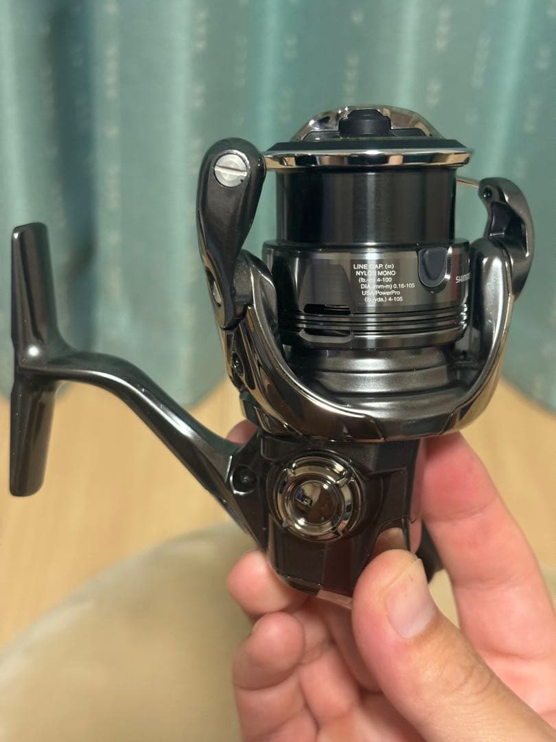 co　シマノ　２４ツインパワー Ｃ２０００Ｓ　ＳＨＩＭＡＮＯ