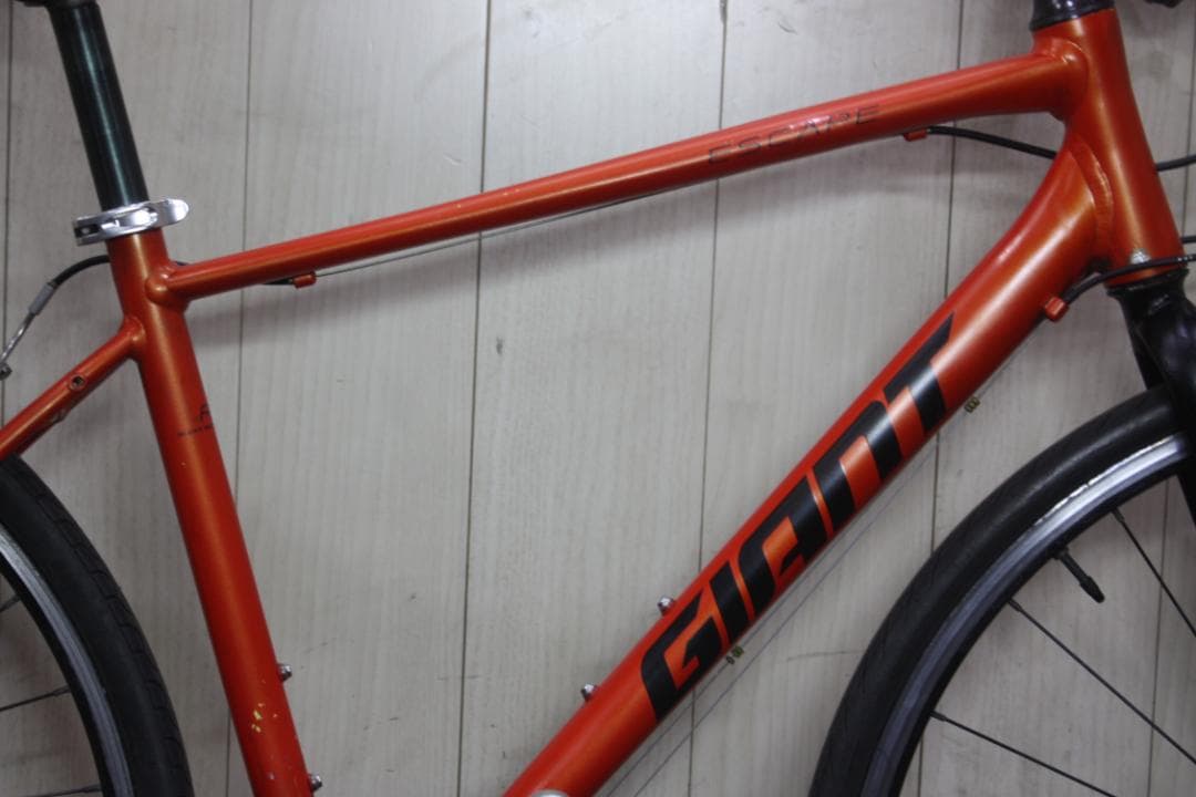 GIANT ESCAPE R3 700C アルミ 24速 470mmクロスバイク