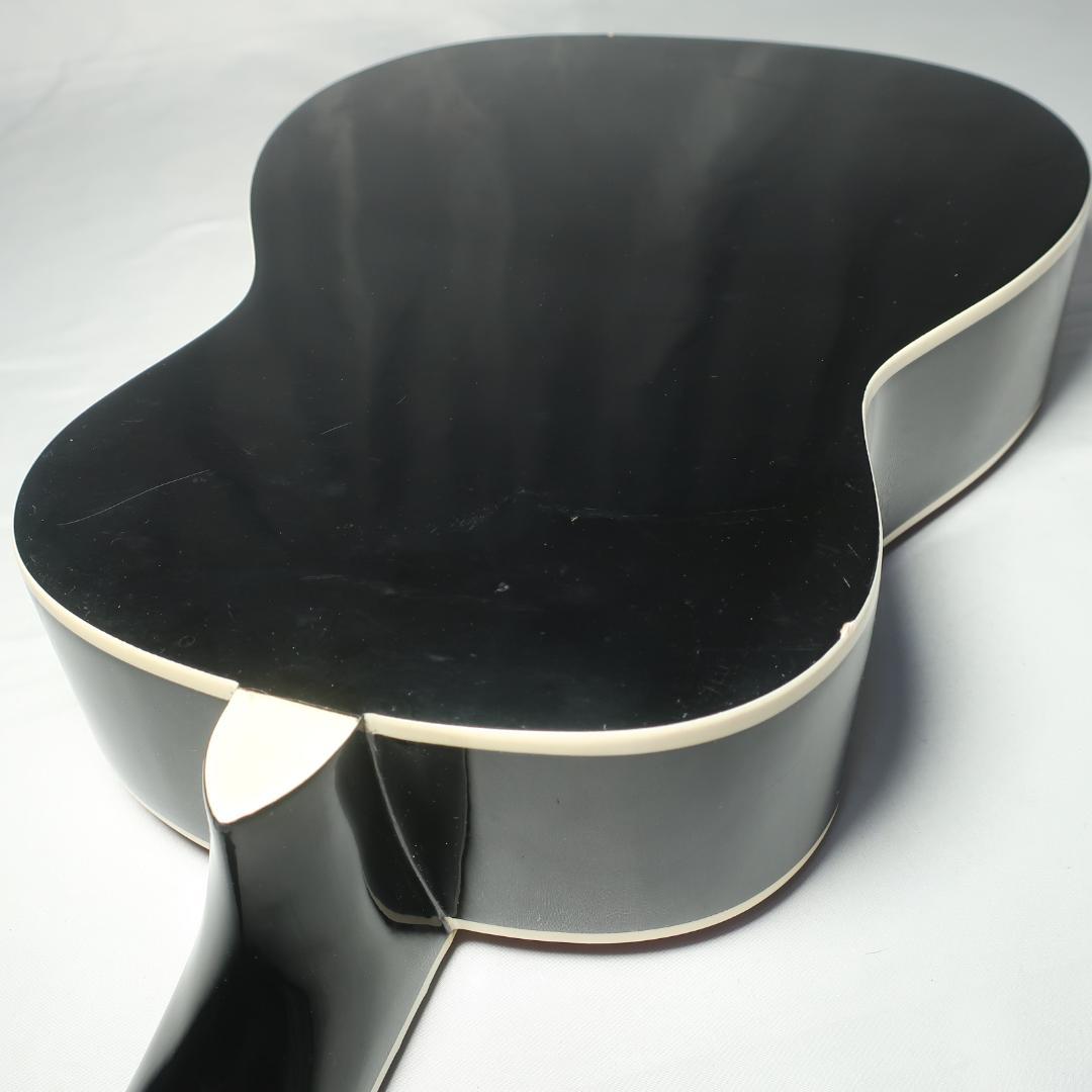 Maestro by Gibson MAM130HBCH ミニギター