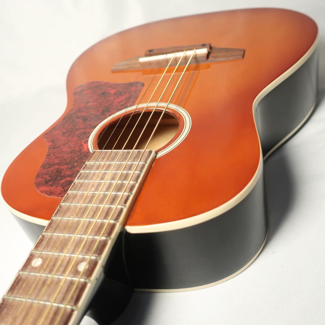 Maestro by Gibson MAM130HBCH ミニギター