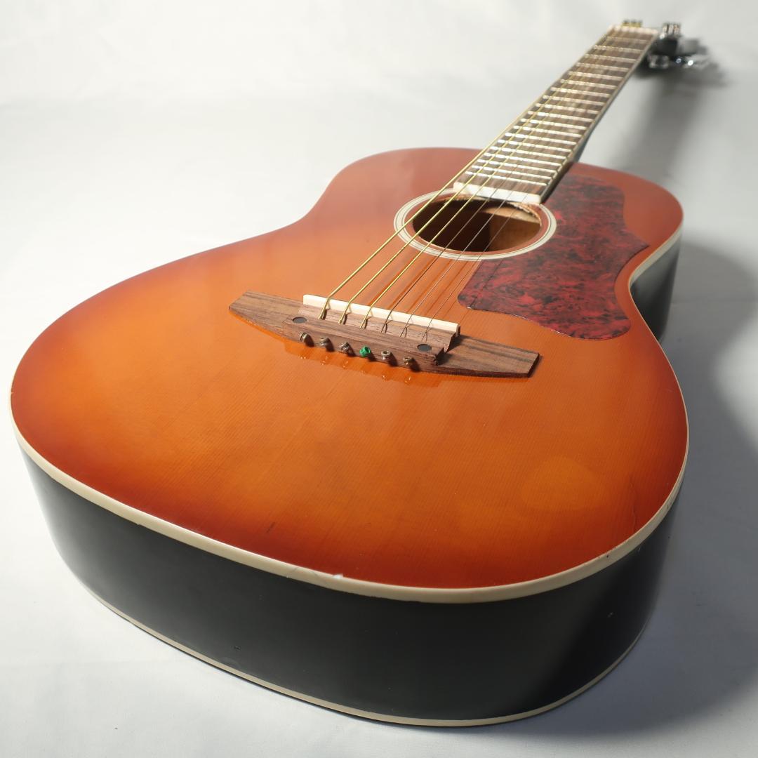 Maestro by Gibson MAM130HBCH ミニギター