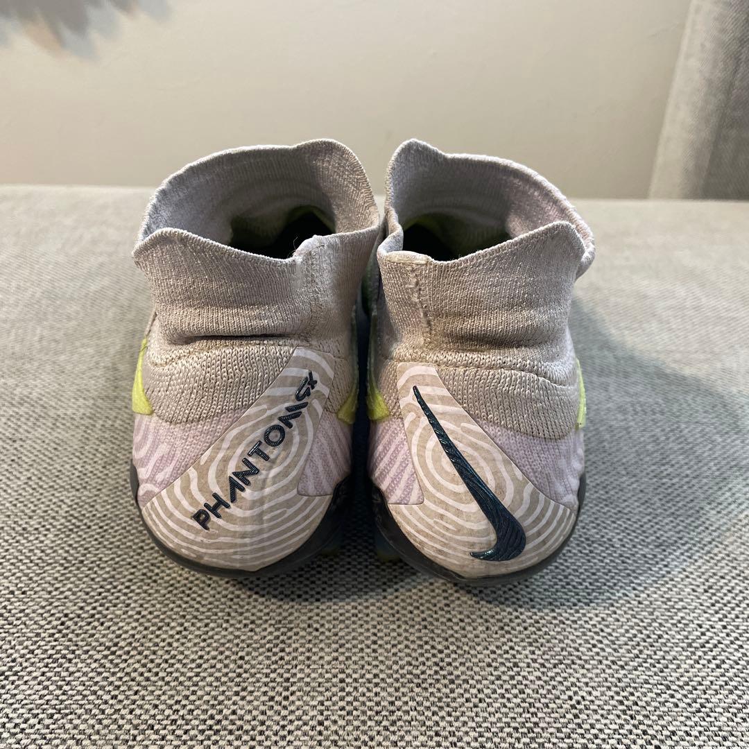 サッカースパイクNIKE ファントム GX エリート DF FG SE