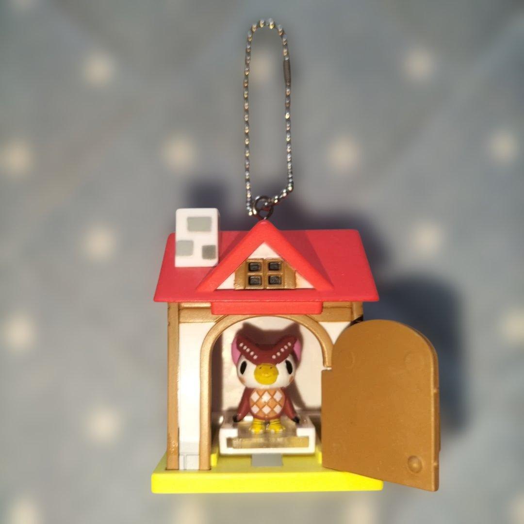 どうぶつの森　キーホルダー　ミニミニハウスキーチェーン　フー子　平成レトロ
