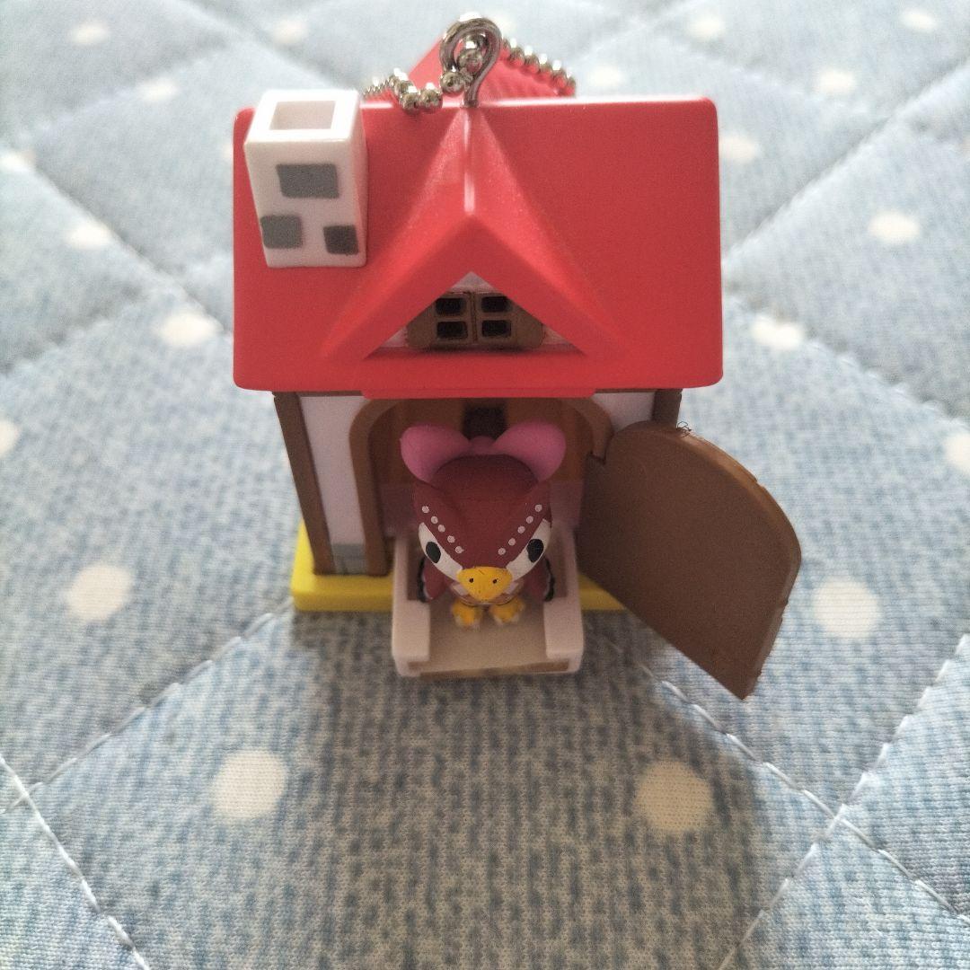 どうぶつの森　キーホルダー　ミニミニハウスキーチェーン　フー子　平成レトロ