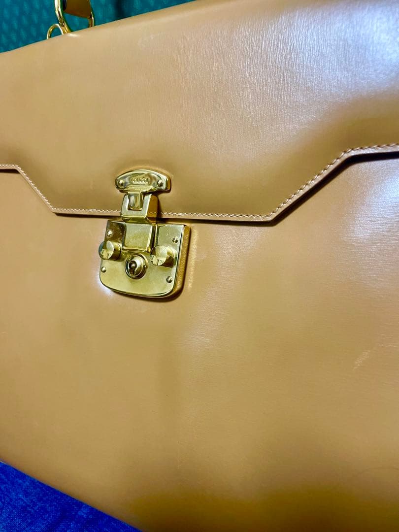 【美品】オールドGUCCIレディロック2wayバッグ　ダイアナ妃愛用バッグ