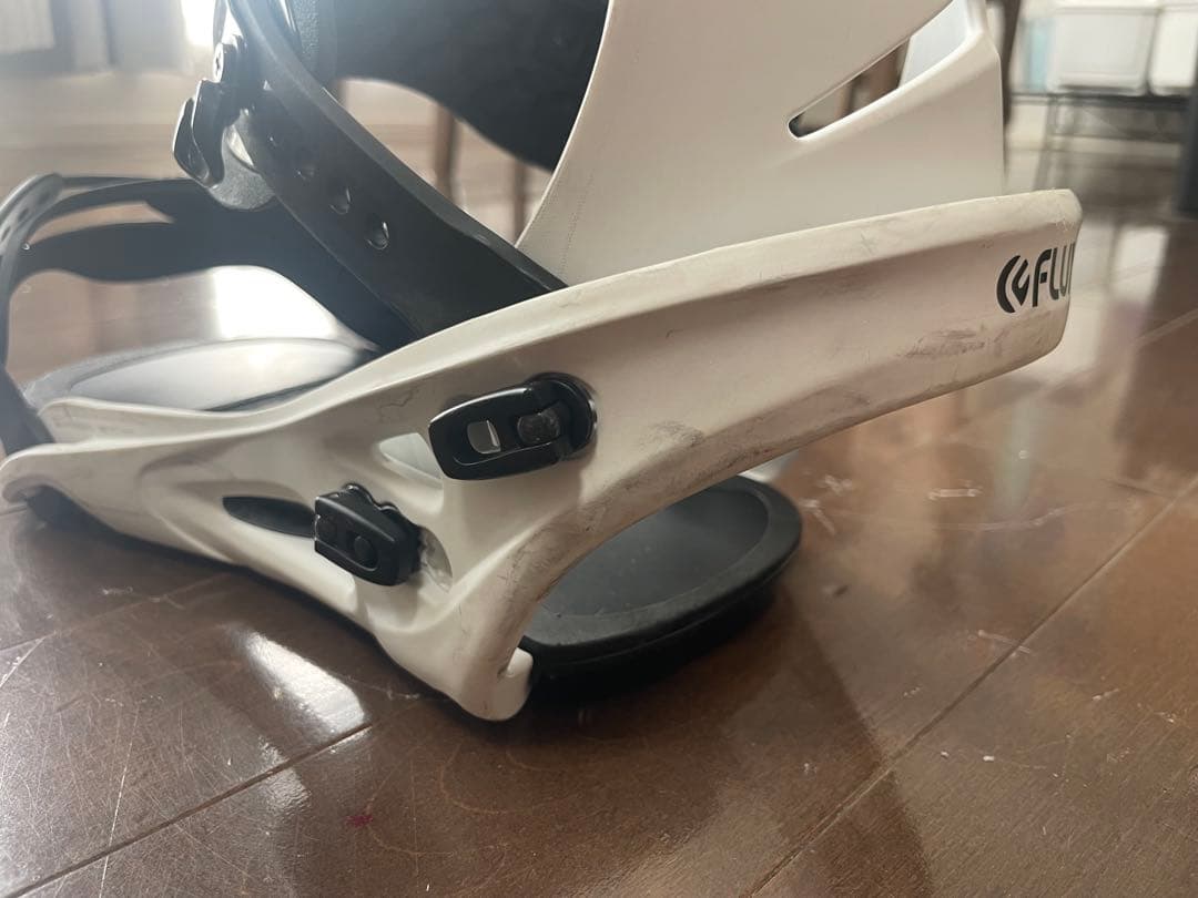 19-20 FLUX DS ビンディング ホワイト/ブラック　Mサイズ