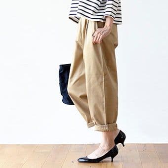 ポルテデプトン　コクーンシルエットのチノパンツ