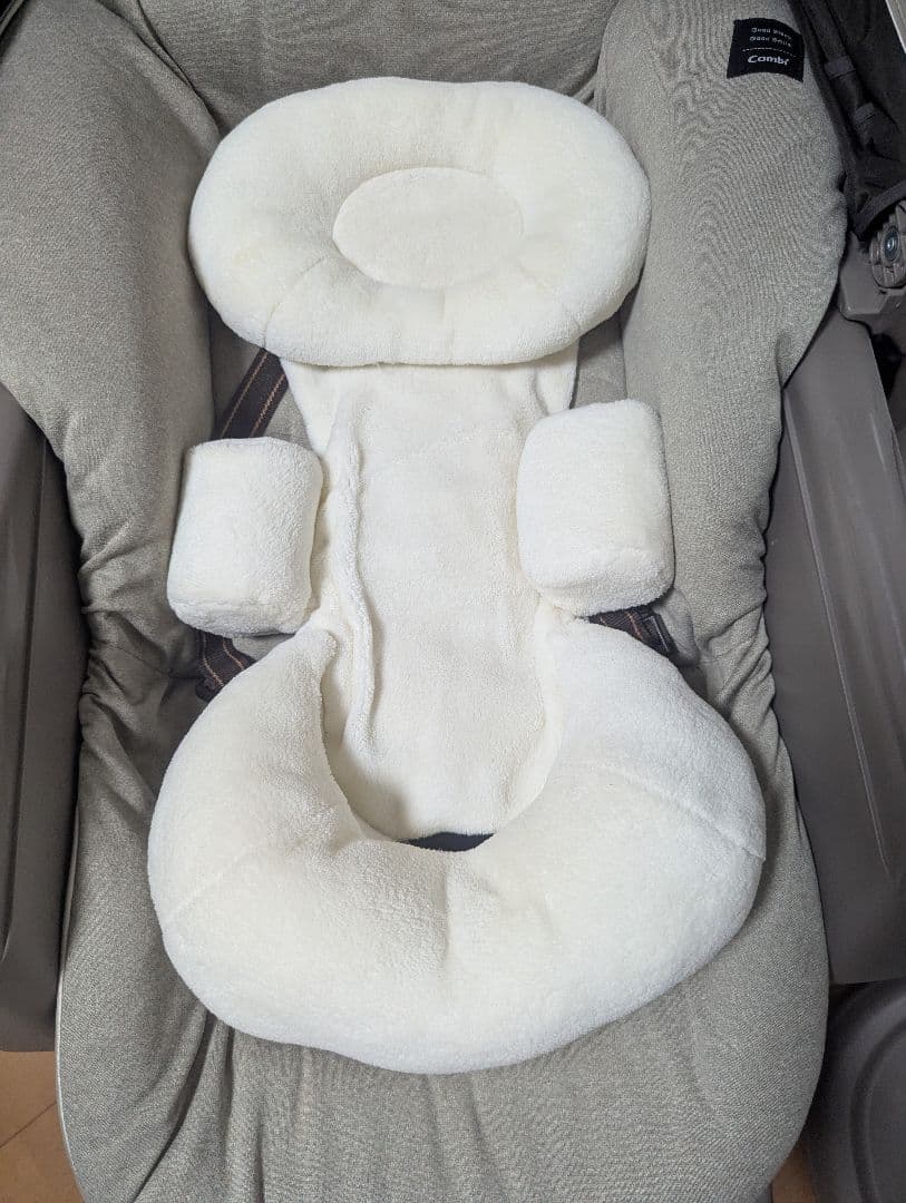 コンビ ホワイトレーベル ネムリラ AUTO SWING オートスイング