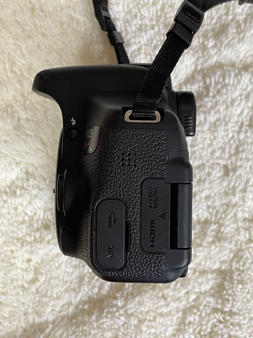 Canon EOS Kiss X8i ボディ 単焦点レンズ　動作確認済み