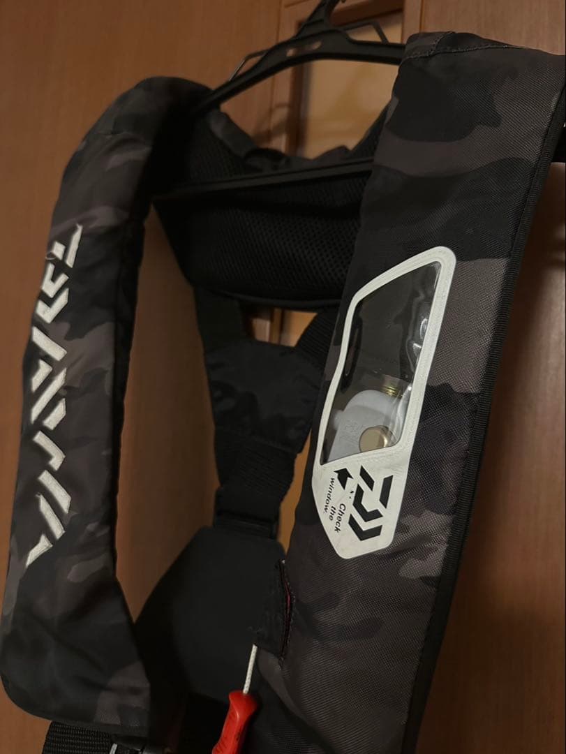 Daiwa自動膨張式 ライフジャッケット DF-2007