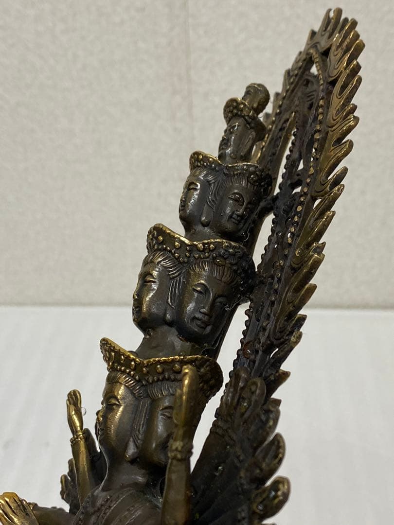 3-2331 十一面千手千眼観世音菩薩　黄銅　病気平癒 災難除け　延命長寿