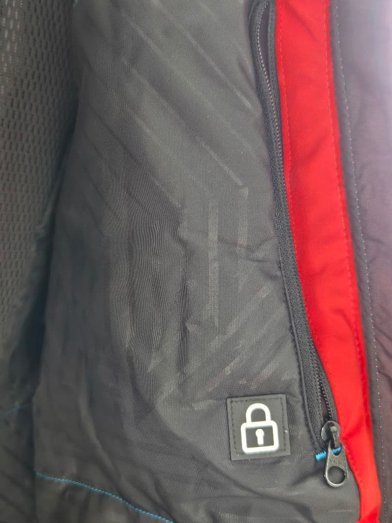 Salomon サロモン スキーウェア Mサイズ 上下セット