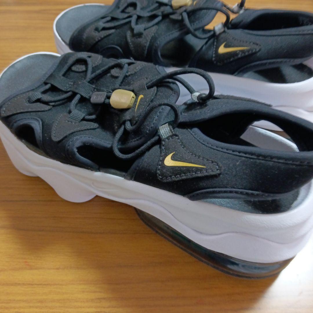 Nike エアマックスココサンダル ブラック　新品　25cm