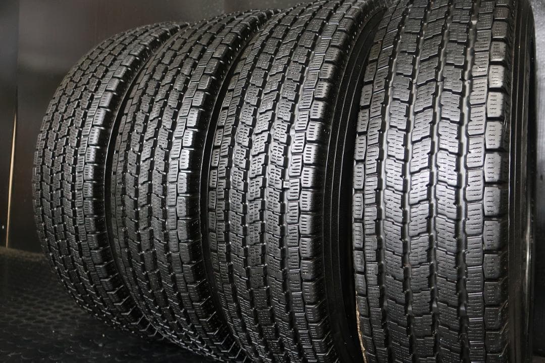 2021年 国産スタッドレス 155/80R14 LT トヨタ純正 プロボックス