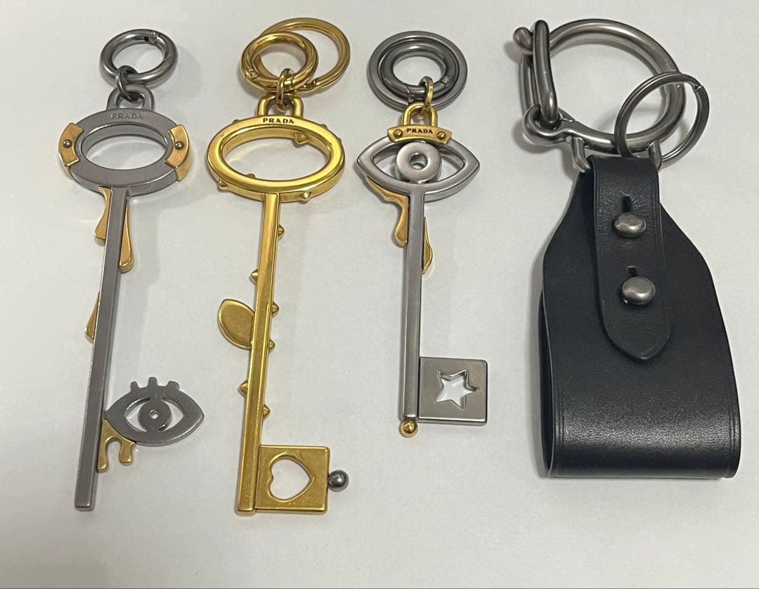 名作　PRADA 16AW キーリング セット　プラダ　ランウェイ　キーホルダー