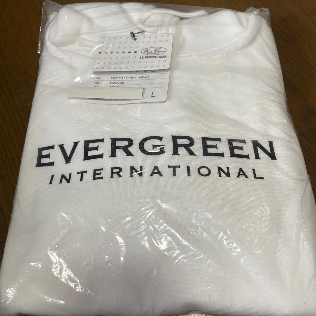 エバーグリーン　パーカー　ホワイト　新品未使用　　⭐︎送料無料⭐︎