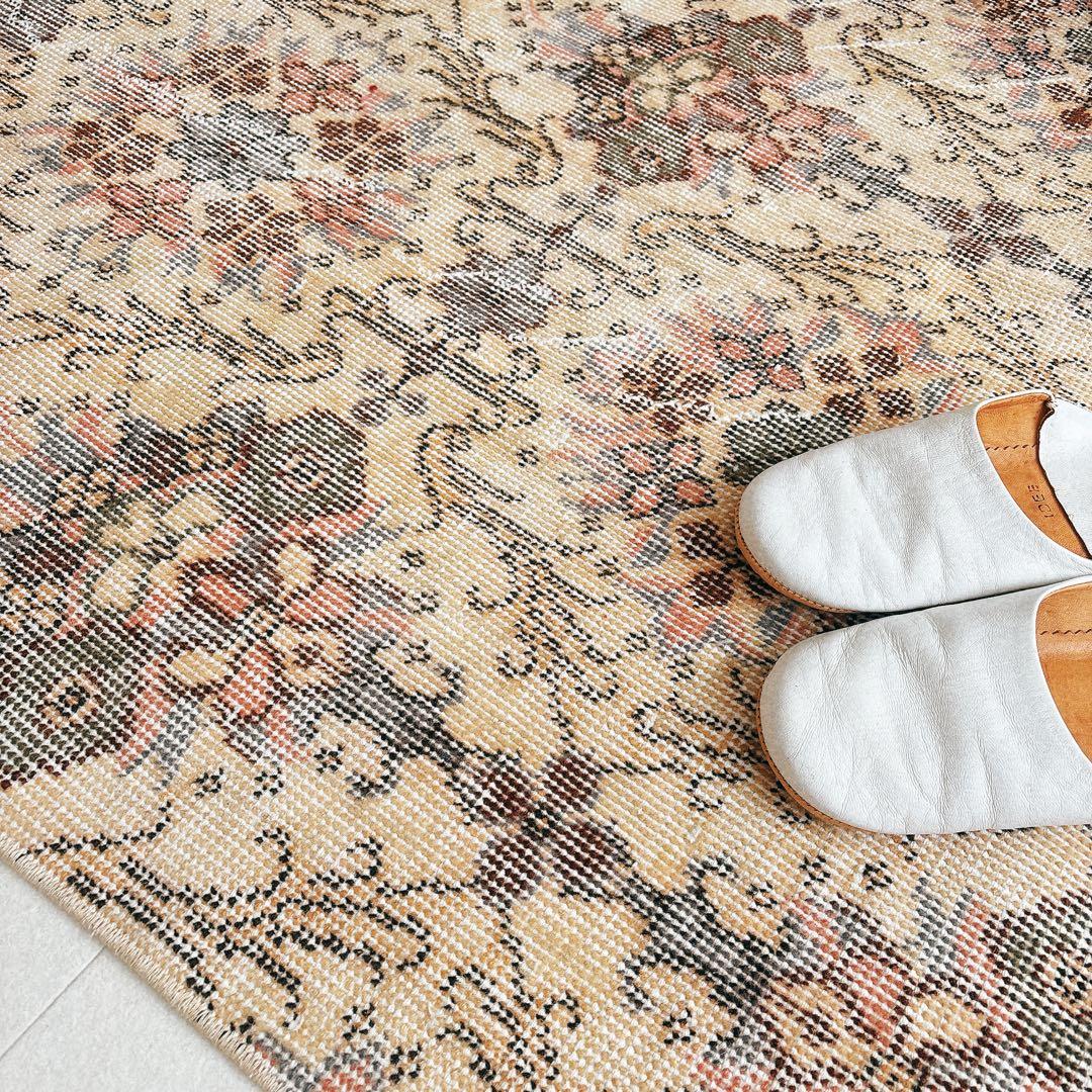 あかさたなトルコ　ヴィンテージラグ　ベージュ　クラシカル